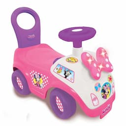 Rotating knob for spinning colors, sweet tunes and flashing signal lights. - Honking horn and steering wheel for true driving pleasure. - Safe and durable construction for hours of safe and fun play. - Age group: from 1 to 3 years. - Requires two AA batteries.